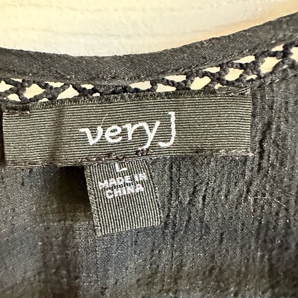 Very J top - Picture 3 of 3